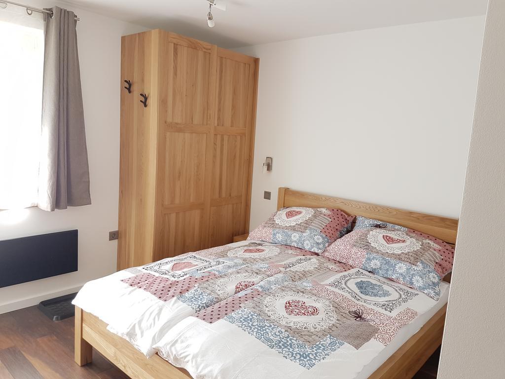 Apartments And Rooms Milena 크라니스카고라 외부 사진