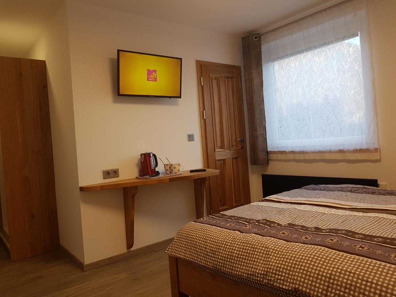 Apartments And Rooms Milena 크라니스카고라 외부 사진